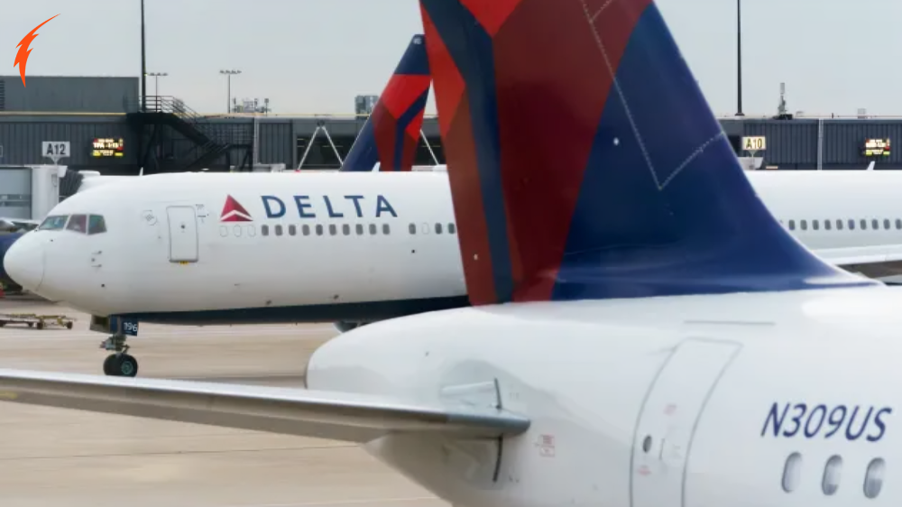 Delta Flight DL67 Emergency